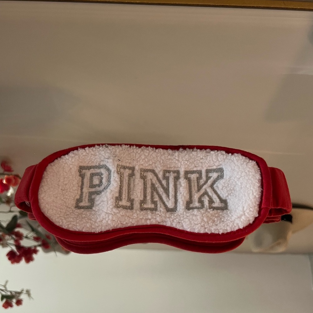 Brand New. PINK / Victoria Secret Eye Mask.